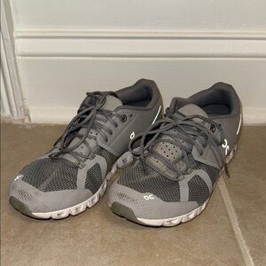 On Cloud Women’s Running Shoes